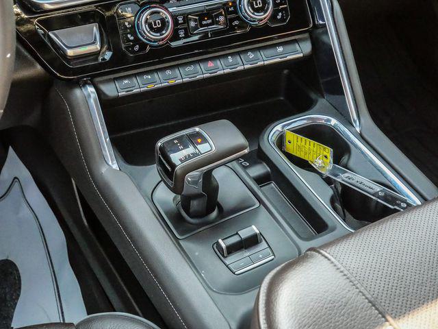 2023 GMC Sierra 1500 4WD Crew Cab Short Box Denali