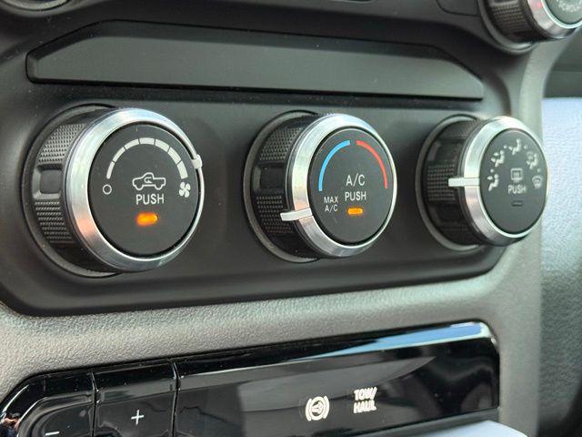 2022 Ram 2500 Big Horn Crew Cab 4x4 6'4" Box