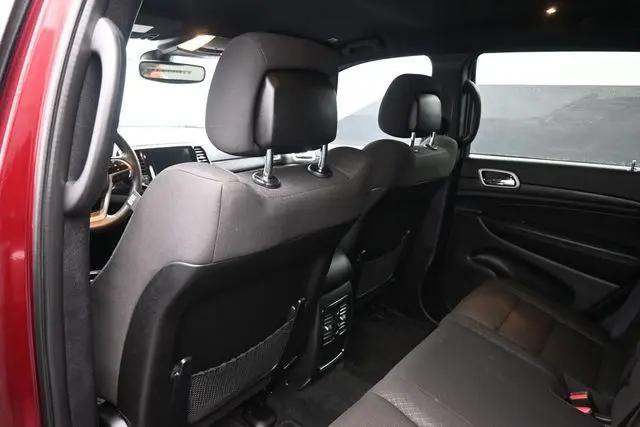 2022 Jeep Grand Cherokee Laredo E 4x2