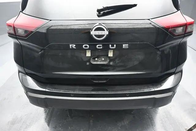 2025 Nissan Rogue SV FWD