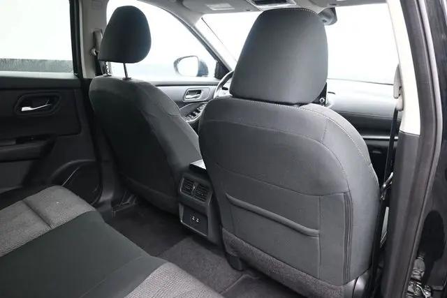 2025 Nissan Rogue SV FWD