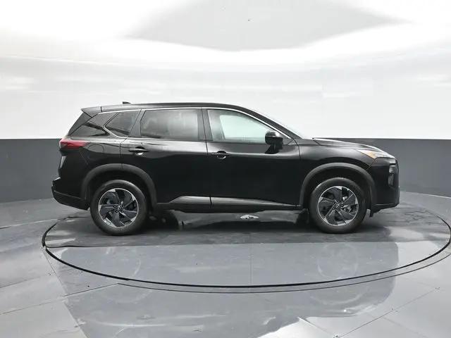 2025 Nissan Rogue SV FWD