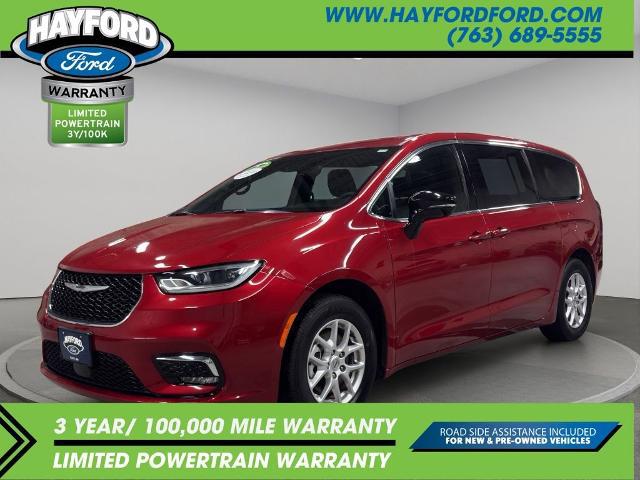 2025 Chrysler Pacifica Select for sale in Isanti, MN