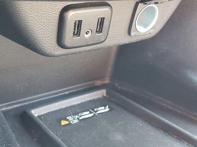 2023 Chevrolet Traverse FWD LT Cloth