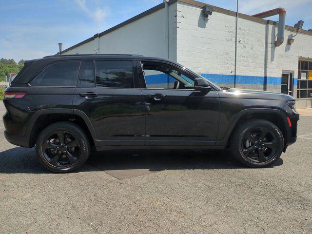 2023 Jeep Grand Cherokee Altitude 4x4