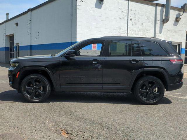 2023 Jeep Grand Cherokee Altitude 4x4
