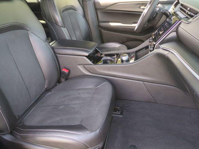 2023 Jeep Grand Cherokee Altitude 4x4