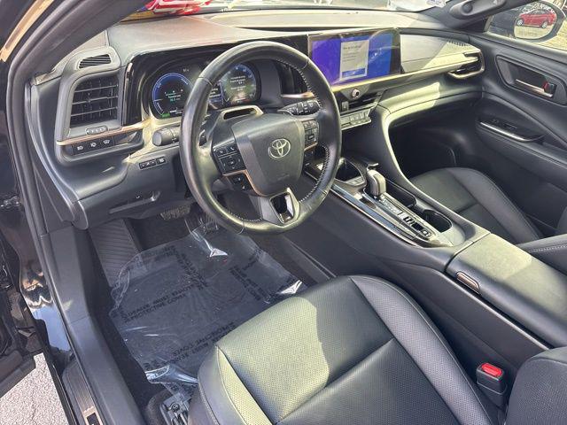 2025 Toyota Crown Signia Limited