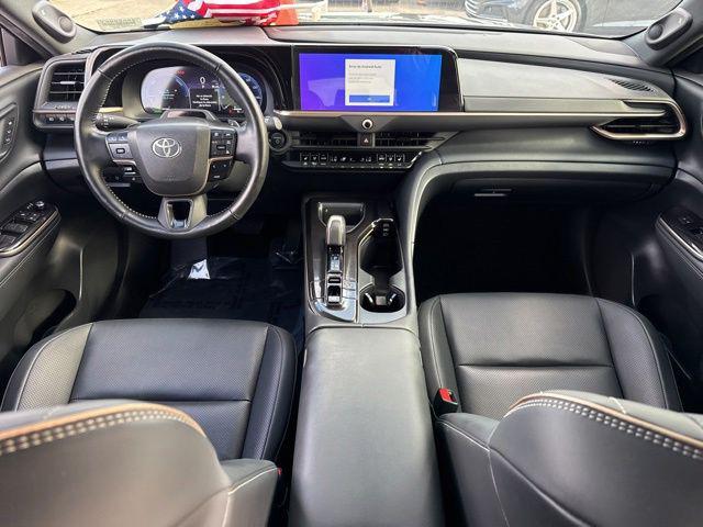 2025 Toyota Crown Signia Limited