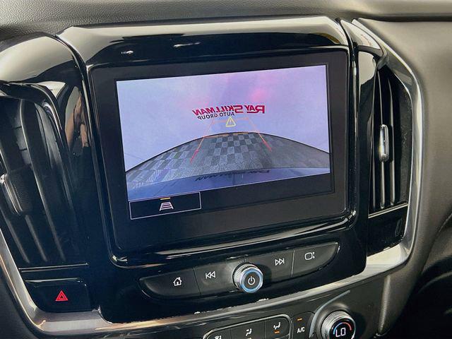 2023 Chevrolet Traverse AWD LT Cloth