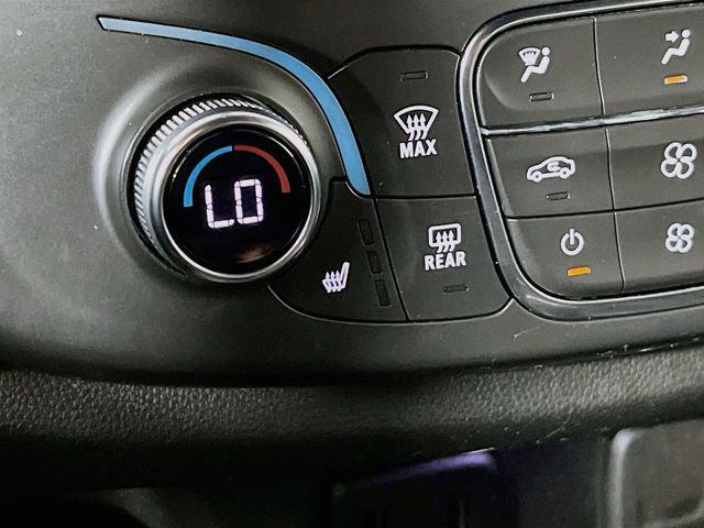 2023 Chevrolet Traverse AWD LT Cloth