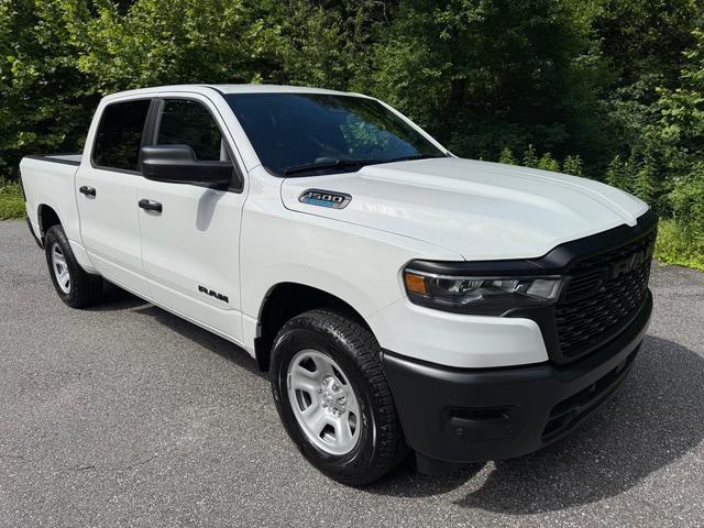 2026 Ram 1500 Tradesman Crew Cab 4x4 5'7" Box