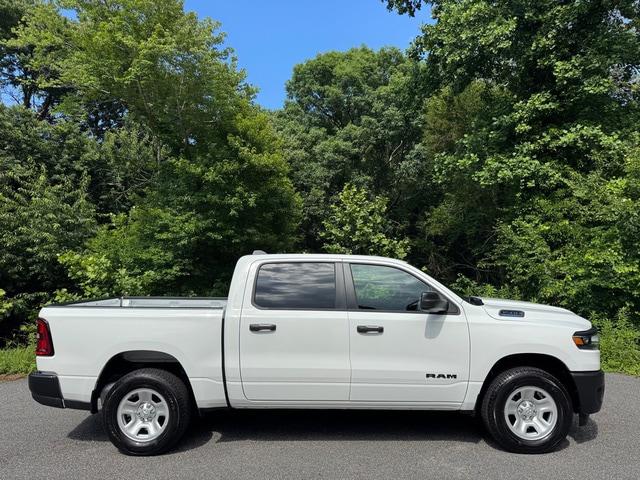 2026 Ram 1500 Tradesman Crew Cab 4x4 5'7" Box