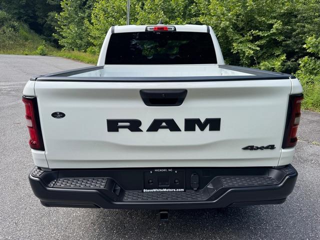 2026 Ram 1500 Tradesman Crew Cab 4x4 5'7" Box