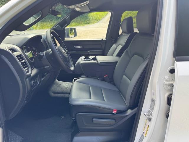 2026 Ram 1500 Tradesman Crew Cab 4x4 5'7" Box