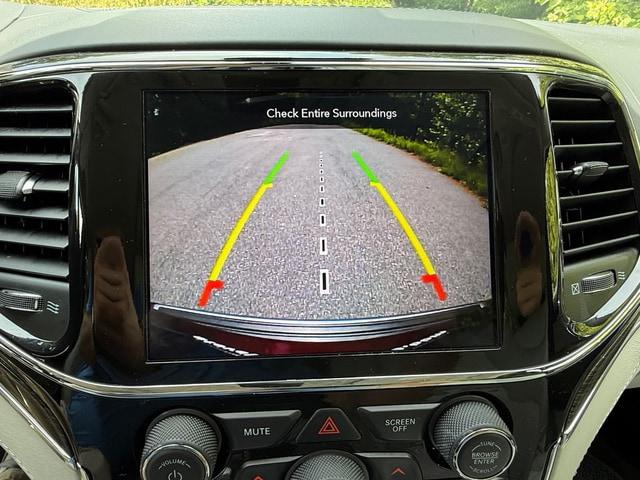 2021 Jeep Grand Cherokee Summit 4x2