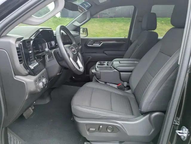 2024 GMC Sierra 1500 4WD Crew Cab Short Box Elevation with 3VL