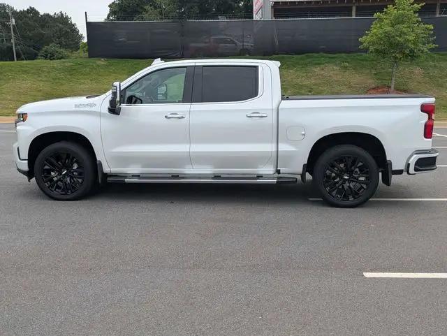 2021 Chevrolet Silverado 1500 4WD Crew Cab Short Bed High Country