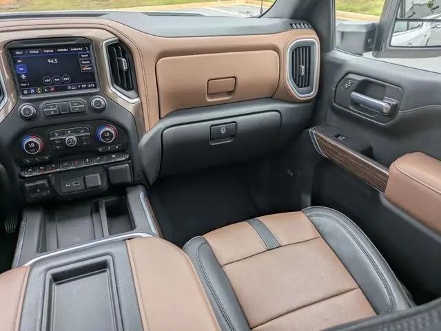 2021 Chevrolet Silverado 1500 4WD Crew Cab Short Bed High Country