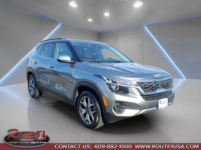 2022 Kia Seltos EX 2022 Kia Seltos EX