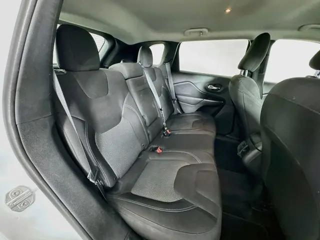 2019 Jeep Cherokee Latitude FWD