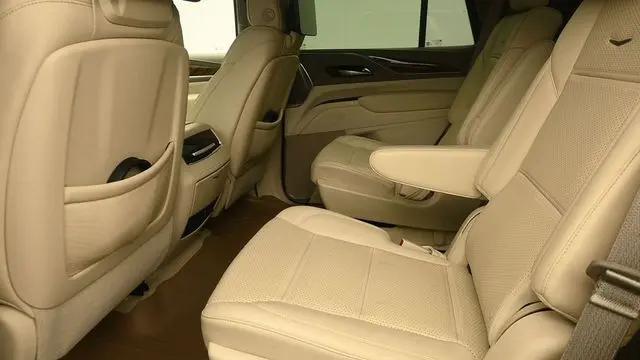 2023 Cadillac Escalade 4WD Premium Luxury Platinum
