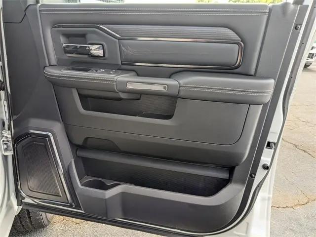 2024 Ram 2500 Limited Crew Cab 4x4 6'4" Box