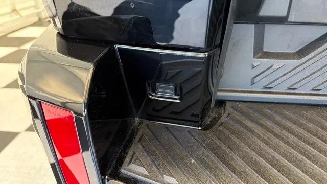 2024 GMC HUMMER EV 2X