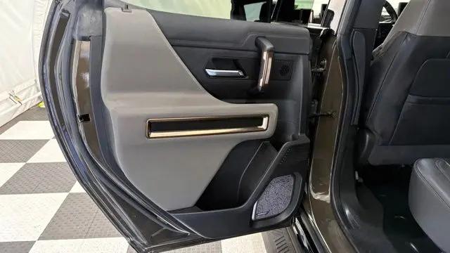 2024 GMC HUMMER EV 2X