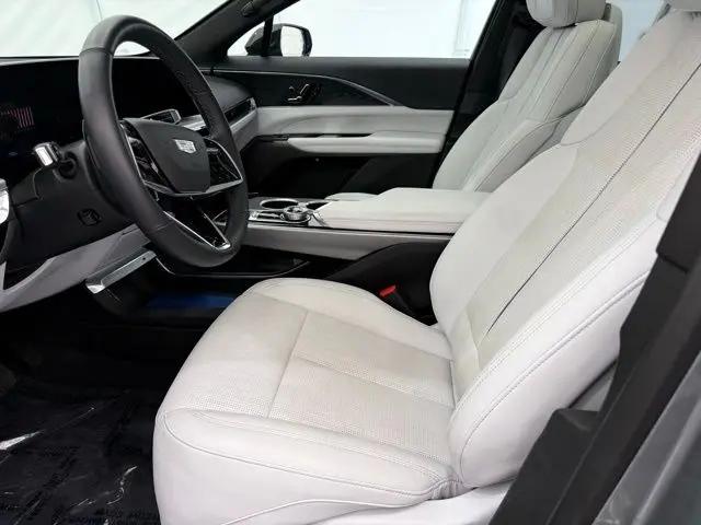 2024 Cadillac iQ Sport w/1SF