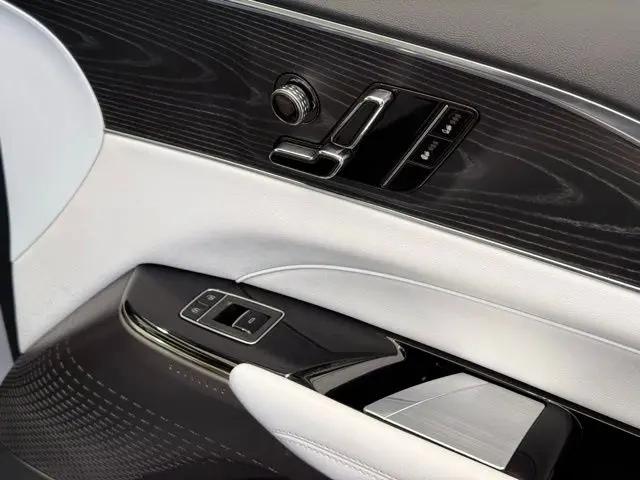2024 Cadillac iQ Sport w/1SF