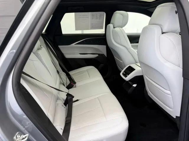 2024 Cadillac iQ Sport w/1SF