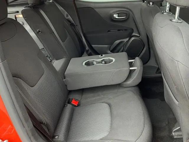 2021 Jeep Renegade Latitude FWD