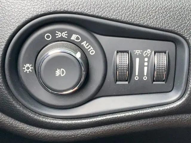 2021 Jeep Renegade Latitude FWD