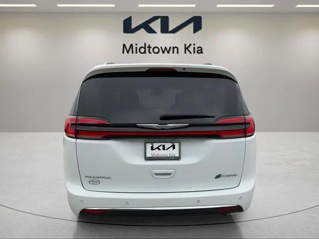 2021 Chrysler Pacifica Hybrid Limited