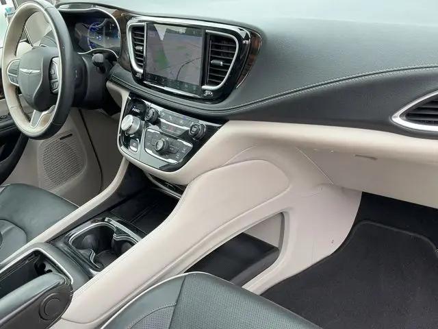 2021 Chrysler Pacifica Hybrid Limited