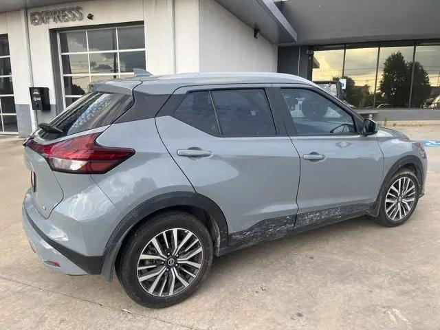 2021 Nissan Kicks SV Xtronic CVT