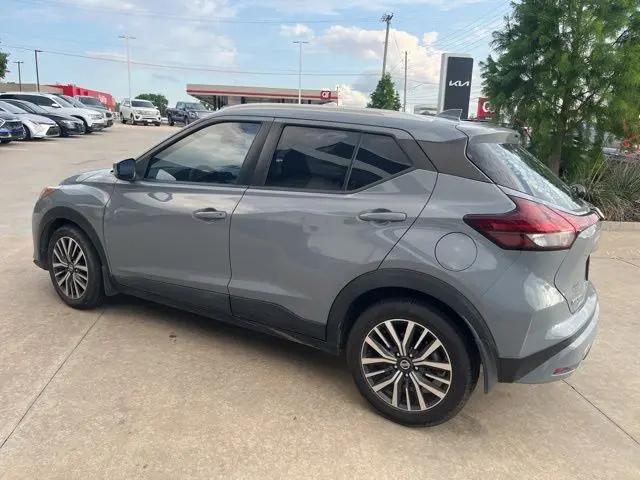 2021 Nissan Kicks SV Xtronic CVT