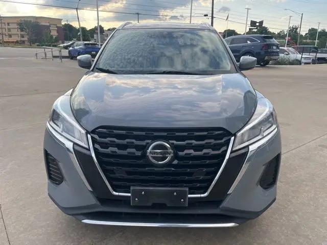 2021 Nissan Kicks SV Xtronic CVT