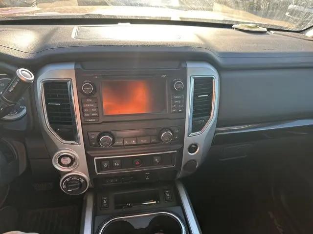 2018 Nissan Titan SV