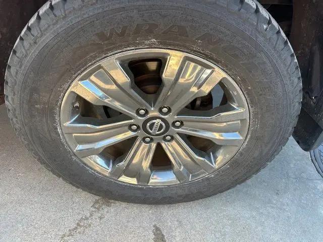 2018 Nissan Titan SV