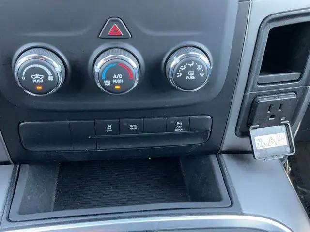 2022 Ram 1500 Classic Warlock Quad Cab 4x4 6'4" Box