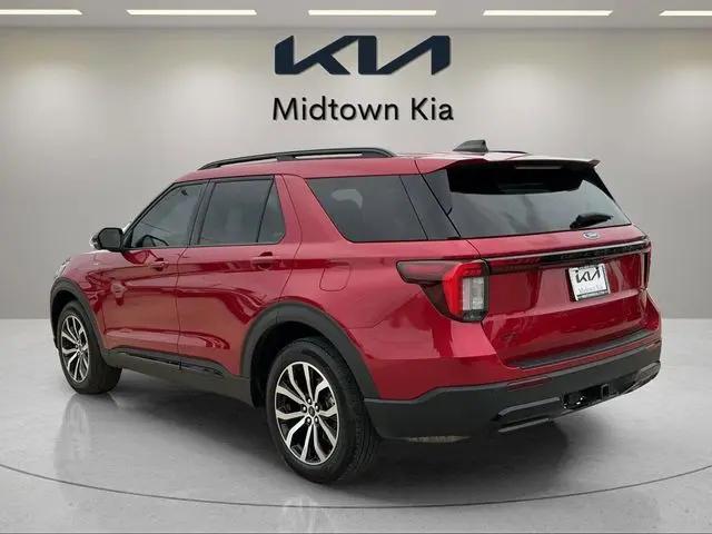 2025 Ford Explorer ST-Line