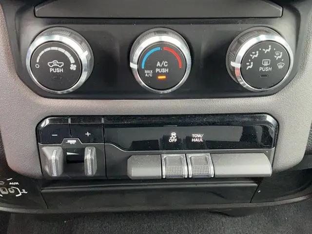 2024 Ram 2500 Big Horn Crew Cab 4x4 6'4" Box