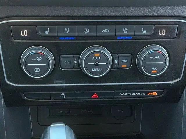 2023 Volkswagen Atlas 3.6L V6 SEL Premium R-Line