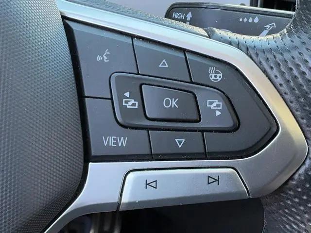 2023 Volkswagen Atlas 3.6L V6 SEL Premium R-Line
