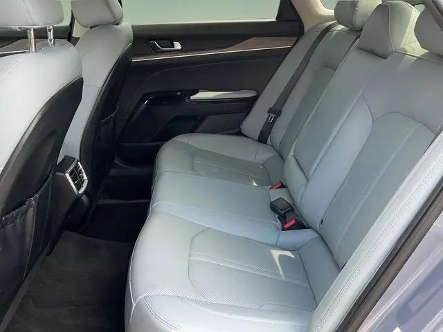 2023 Kia K5 EX