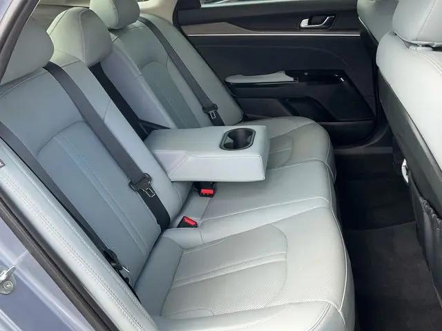 2023 Kia K5 EX