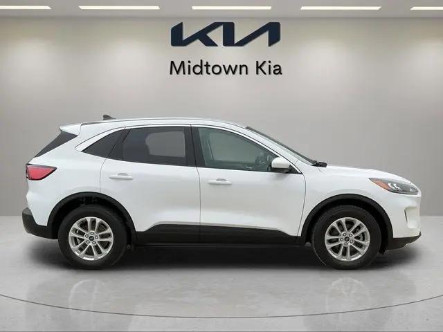 2021 Ford Escape SE Hybrid