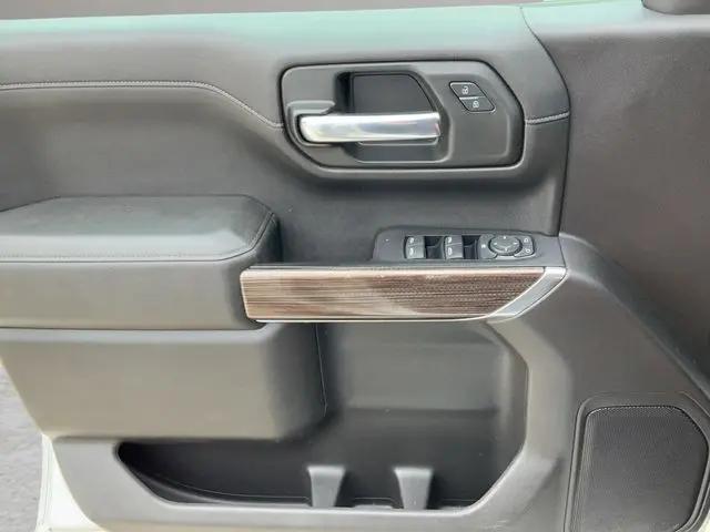 2020 Chevrolet Silverado 1500 2WD Crew Cab Short Bed RST